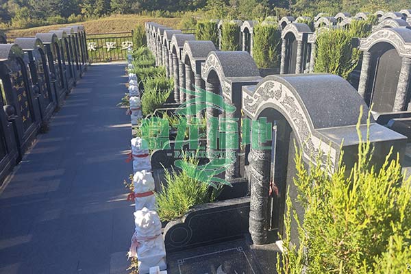 沈阳盘龙福地墓园，承载家属深切缅怀之情